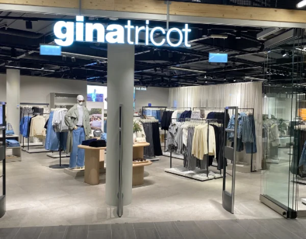Gina Tricot-butik med trendigt mode för kvinnor och unga tjejer.