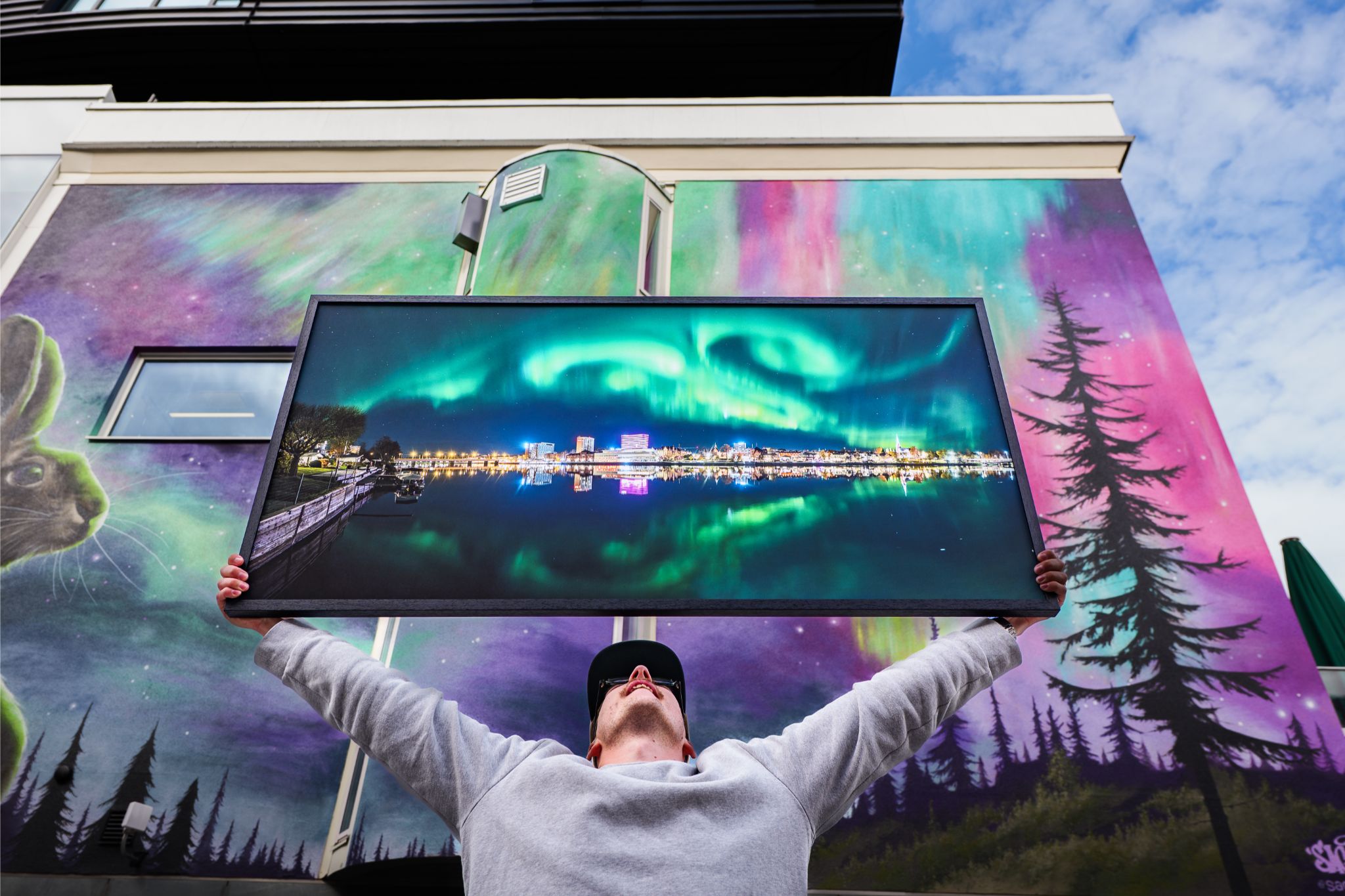 Kvarteret Utopia - Vinn en tavla på invigningen av Muralmålningen.